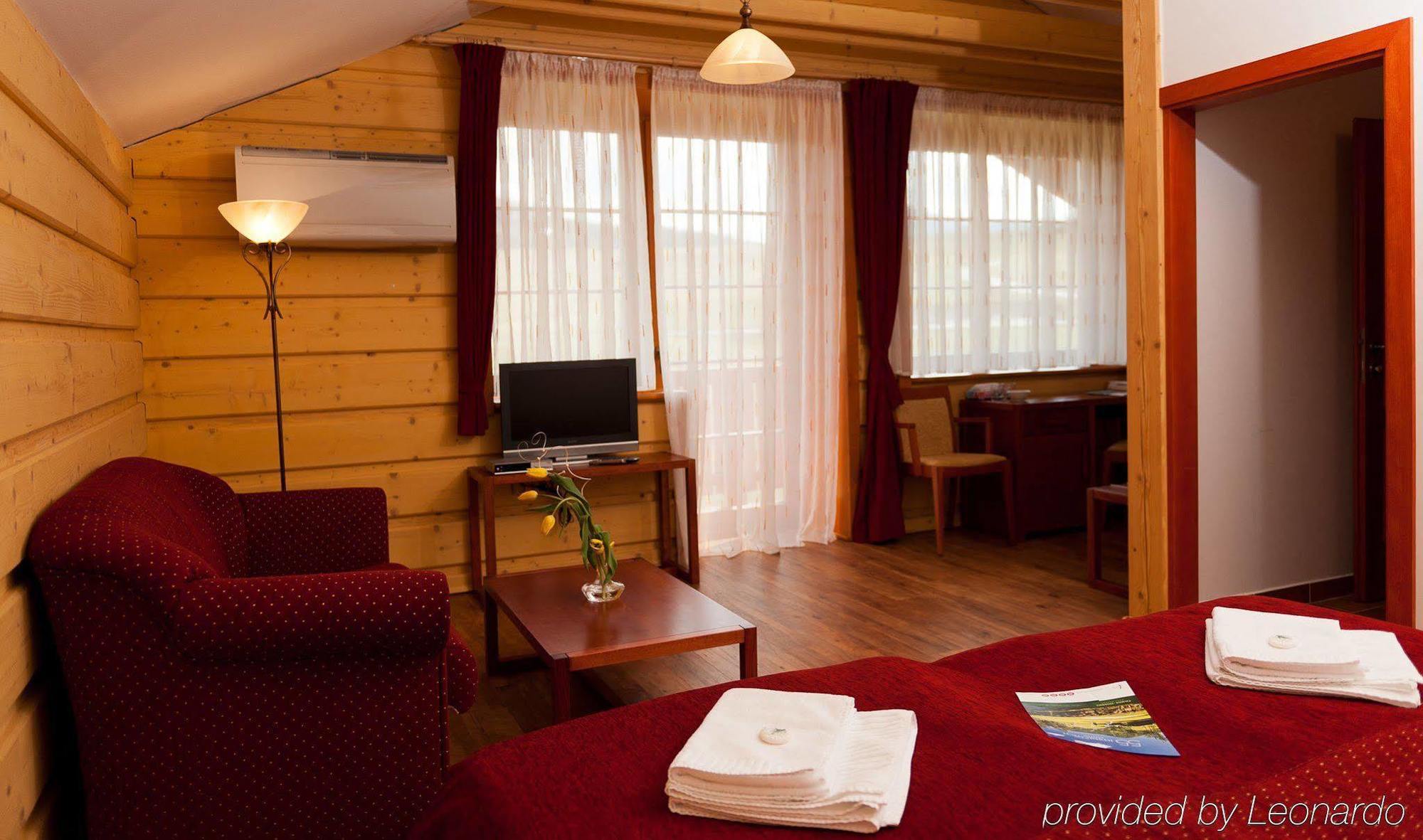 Green Inn Hotel Ostravice Δωμάτιο φωτογραφία