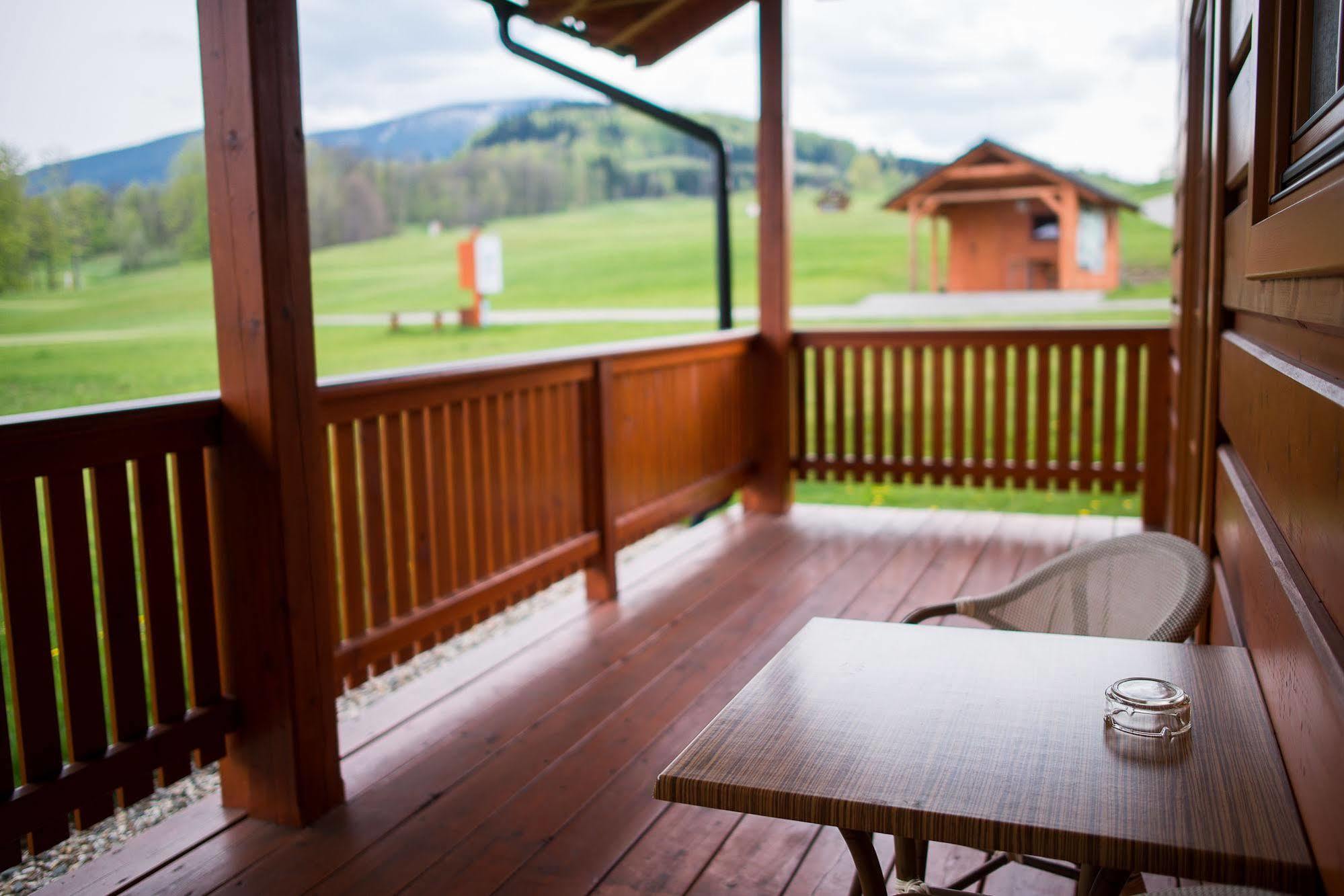 Green Inn Hotel Ostravice Εξωτερικό φωτογραφία