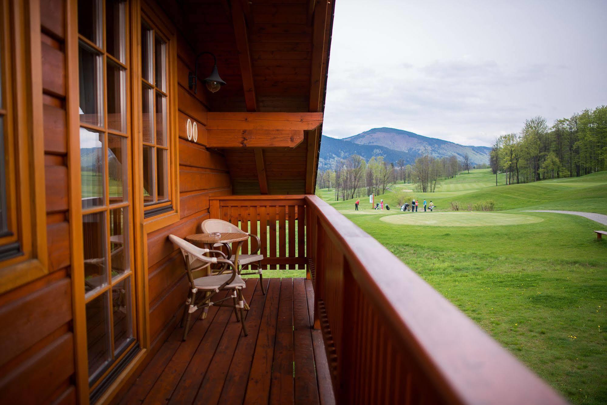 Green Inn Hotel Ostravice Εξωτερικό φωτογραφία